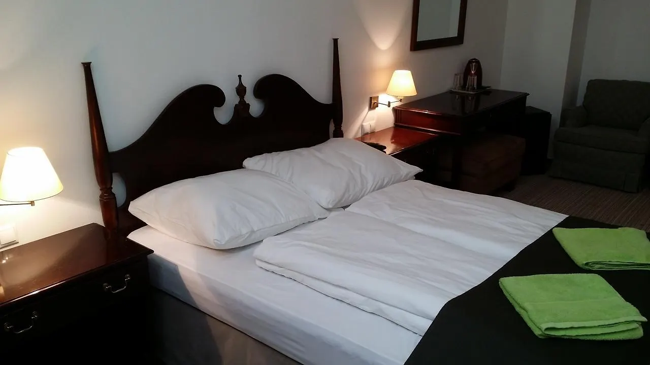 Opera Loft Rooms And Apartments Budapeszt 3*,