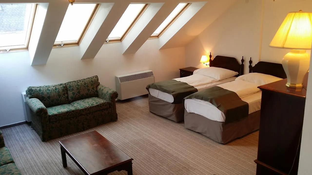 *** Hotel apartamentowy Opera Loft Rooms And Apartments Budapeszt Węgry