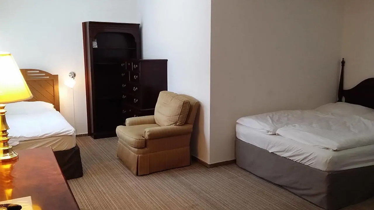 Opera Loft Rooms And Apartments Budapeszt 3*,