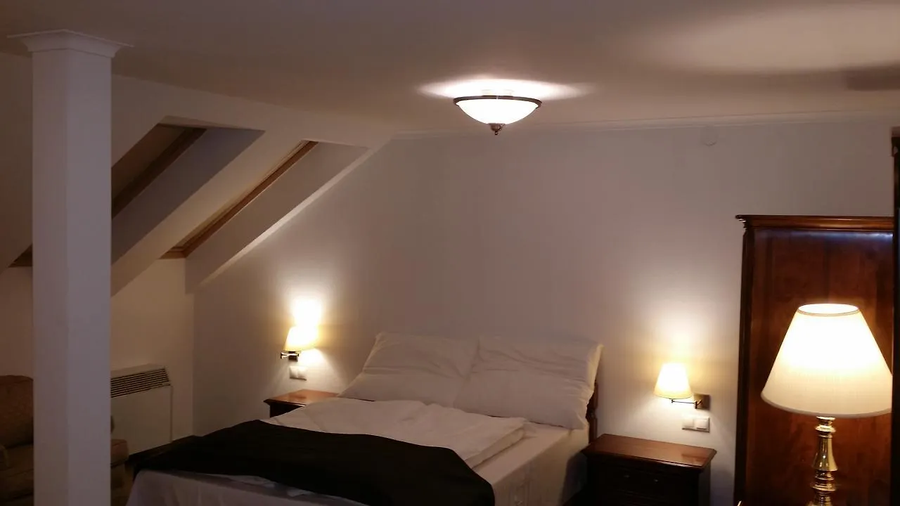Opera Loft Rooms And Apartments Budapest Aparthotel
